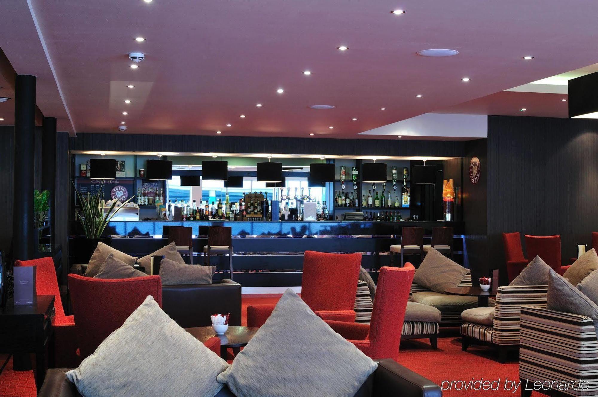 Doubletree By Hilton Woking Hotell Inreriör bild